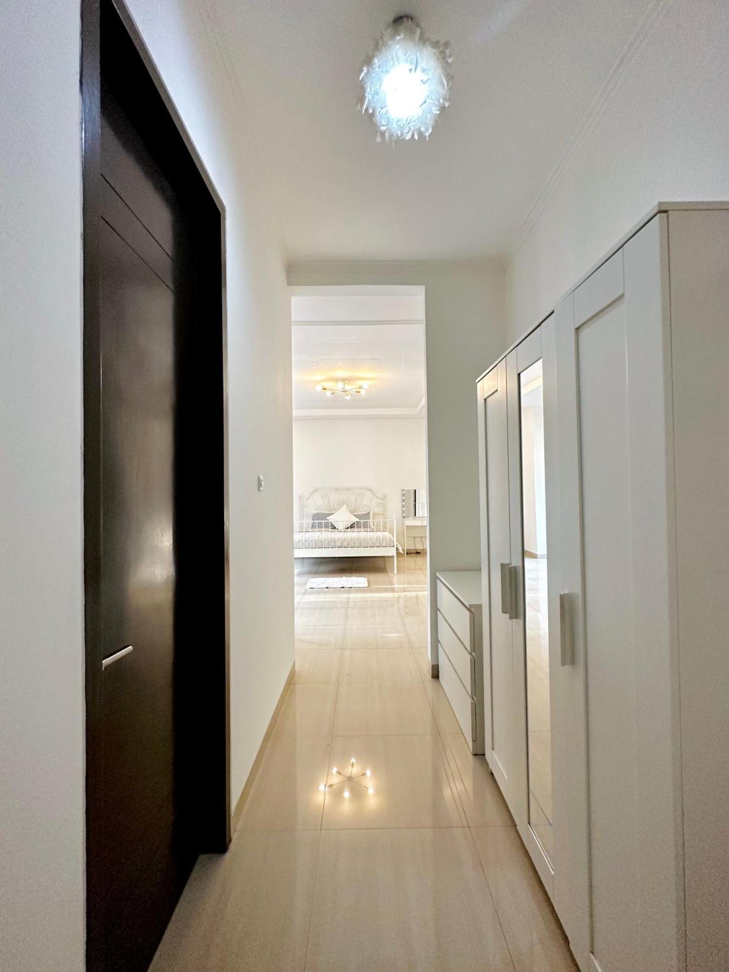 4-Bedroom Home In South Jakarta Nuansa Swadarma Residence By Le Ciel Hospitality Exterior foto